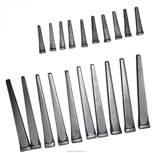 Clavo de Acero Galvanizado de Grado Industrial para Construcción, Directo de Fábrica BOSS China, Triangular, Liso, para Muros de Hormigón y Mampostería, 1 Plano - Product Image 2