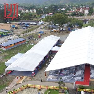 Grandes tentes blanches pour 1000 personnes, pour fêtes et mariages en plein air, à vendre en Afrique du Sud - Product Image 1