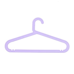 Perchero adulto sin marcas <span class=keywords><strong>percutor</strong></span> ancho hombro plástico perchero estante impermeable tendedero plástico - Product Image 5