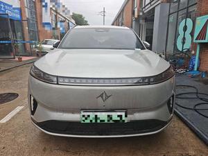 <span class=keywords><strong>Epi</strong></span> 008 210 Max EREV 2024 Usado, SUV de 6 Plazas, Gran Autonomía, Coche Familiar, Listo para Exportación, Dorado sobre Negro - Product Image 1