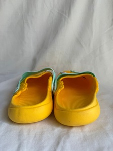 Pantofole Gialle con Punta Rotonda per Uomo, Taglie 35-40, Tomaia in PVC, Suola in EVA, Antiscivolo, per Casa, Tutte le Stagioni - Product Image 1