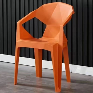 Sedie da pranzo in plastica impilabili moderne ed economiche all'ingrosso per bancarelle di street food, scuole, bagni e raduni - Prezzo di fabbrica - Product Image 5