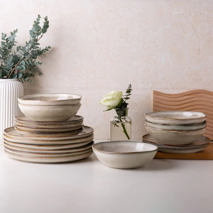Juegos de <span class=keywords><strong>vajilla</strong></span> de estilo europeo moderno EKA, cuenco con cuchara, plato, taza de porcelana, <span class=keywords><strong>vajilla</strong></span> de gres irregular para uso doméstico - Product Image 1