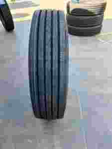 Pneu radial TBR haute performance pour camions et autobus sans chambre à air 295/75R22.5 295/80R22.5 315/80R22.5 avec durée de vie plus longue 16-20PR 295/75 - Product Image 4