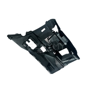 51118078810 Кронштейн противотуманной фары для переднего бампера BMW 6 серии G32 GT LCIM, 7 серии, 5 серии - Product Image 1