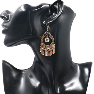 Pendientes Colgantes de Moda, Aleación de Zinc, Forma de Flor, Imitación de Perla, Pendientes de Araña, Joyería de Fiesta para Mujer - Product Image 4