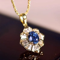 Collier Pendentif Fleur Vintage en Cuivre avec Saphir, Rubis et Zircon Cubique, Plaqué Or PVD, Halo Floral en Zircon Cubique Baguette