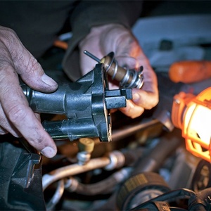 Thermostat Du Liquide De Refroidissement Du moteur WV56TA-82 90616-03093 WV56TA82 - Product Image 2