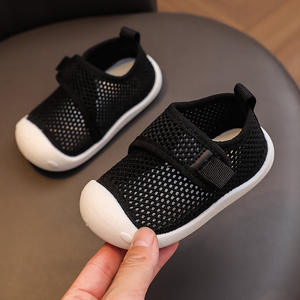 <span class=keywords><strong>Scarpe</strong></span> Primi Passi per Neonati Personalizzate all'Ingrosso, <span class=keywords><strong>Beige</strong></span>, in Rete Traspirante, con Chiusura in Velcro, Suola Morbida Antiscivolo per Bambini - Product Image 4