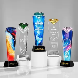 2024 New High-End A Variety Of Processes Creative Dazzling Color Printing Diamond Glass Honor Award Sublimation Trophy Crystal