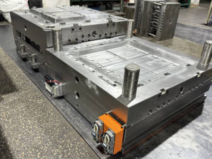 カスタム射出成形金型 アルミ射出成形プラスチック金型メーカー AL射出成形金型用治具 - Product Image 2