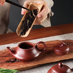 Théière en argile violette populaire fabriqué<span class=keywords><strong>e</strong></span> à la main service à thé traditionnel Kongfu petit volume 150 ml <span class=keywords><strong>Zi</strong></span> Sha Hu - Product Image 4