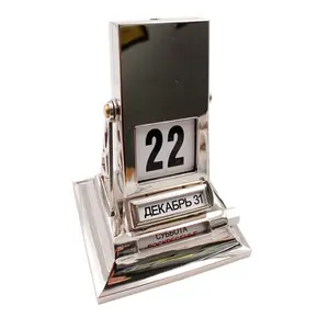 Custom Made Metal Luxury Desktop Calendar 360 Degree Turning Date Month Replacement Calendar