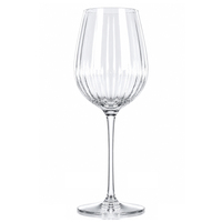 Verres à vin rouge exquis, verrerie raffinée, gobelets à vin polis, verres pour fête de fiançailles et pour la fête prénuptiale