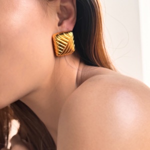 2024 Dazan nuovo caldo oro placcato 18k ipoallergenico in acciaio inox Vintage quadrato pane orecchini ballerino Gypsy <span class=keywords><strong>gioielli</strong></span> - Product Image 4