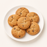 Biscuits à la crème sucrée et aux pépites de chocolat à la saveur café, marque privée, fabrication sur mesure pour la distribution en supermarché