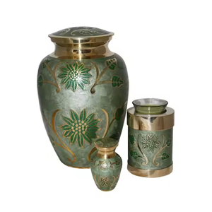 Urna de cremación de latón indio hecha a mano, diseño moderno Premium, acabado esmaltado, jarrón funerario de tamaño personalizado para suministros funerarios de mascotas - Product Image 2