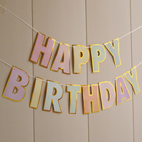 Bannière en papier de lettre de joyeux anniversaire d'estampage d'or en gros pour des décorations de fête d'anniversaire