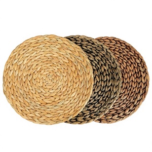 Set de table rond en jacinthe d'eau, tissé à la main, isolant thermique, anti-brûlure, teinté foncé, style bohème, pour la décoration de table. - Product Image 1