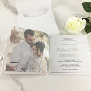 Nouveauté : Magnifiques cartes d'invitation de mariage à couverture rigide avec impression personnalisée <span class=keywords><strong>et</strong></span> photos du <span class=keywords><strong>couple</strong></span> - Product Image 4