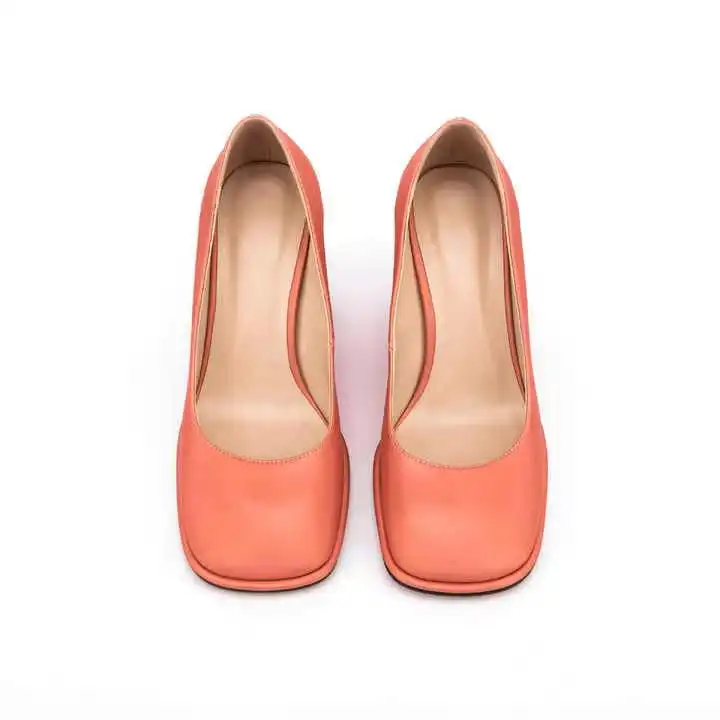 2023 High End New Block Heels Pump Square Toe Orange Farbe Satin Leder Absatz Sandalen für Damen Kleid Schuhe