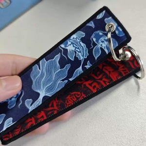 Porte-clés et mousquetons promotionnels personnalisés en gros <span class=keywords><strong>pour</strong></span> moto, <span class=keywords><strong>voiture</strong></span>, anime, tissés et brodés - Product Image 4
