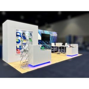 บูธแสดงสินค้า YOBOCS แบบกำหนดเองได้ น้ำหนักเบา สำหรับ 2 <span class=keywords><strong>คน</strong></span> ประกอบง่าย ใช้ซ้ำได้ ทนทาน ป้องกันไฟไหม้ บูธไม้สำเร็จรูป - Product Image 1