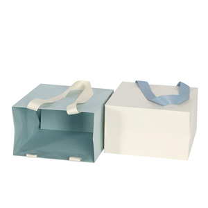 Matt Laminated Paper Shopping Bag with Wide Satin Handle Manufacturer Vietnam FSC Certified Boutique Packaging Supplier - Product Image 3