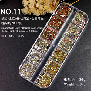 อุปกรณ์ตกแต่งเล็บแบบกลม 12 ช่อง 16 แบบ คละสี พร้อมเพชรติดเล็บแบบแบน - Product Image 6
