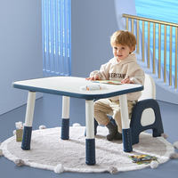 Ensemble table et chaise d'étude moderne pour enfants 77*58*55cm pour chambre d'enfant, salon, école, en plastique