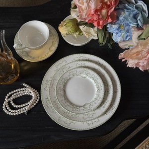 Nouvelles assiettes de service vintage vert clair à motif floral sur émail, en <span class=keywords><strong>porcelaine</strong></span> fine de Chine, pour événements - Product Image 5