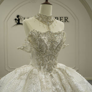 ชุดแต่งงานหรูหรา Gt26019 แบบเปิดไหล่ทรงบอลกาวน์ ประดับคริสตัล ลูกปัด ปักลาย 3 มิติ ด้วยผ้าลูกไม้หรูหรา ระยิบระยับ แบรนด์ Jancember - Product Image 3