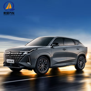 Nouveau <span class=keywords><strong>SUV</strong></span> essence intermédiaire Changan UNI-Z 2025 fabriqué en Chine avec toit ouvrant panoramique, voiture chinoise durable, conduite à gauche - Product Image 1