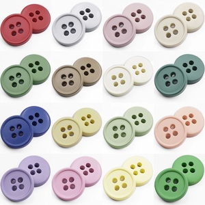 Chất Lượng Tốt Thân Thiện Với Môi Nhựa 4-Lỗ Tùy Chỉnh Flatback Nút Tròn Cho Áo Sơ Mi Và May Mặc - Product Image 6