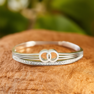 Crystal <b>Bangle</b> <b>Bracelet</b> 316L Stainless Steel PVD Gold Plating Interlocking Rings Design Classic Women's Everyday Wear Jewelry - Product Image 3