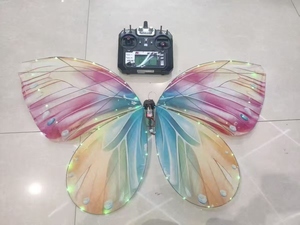<span class=keywords><strong>Drone</strong></span> papillon bionique télécommandé, nouveau modèle, best-seller. Comprend un design réaliste avec des ailes qui battent. Convient pour les mariages. - Product Image 6