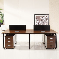 Bureau bureau personnel bureau simple moderne écran station casier partition employé bureau d'ordinateur