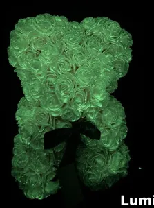 Forme artificielle personnalisée en gros décoration de sculpture en mousse d'ornements d'ours rose lumineux pour la maison