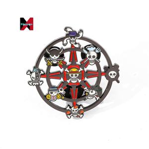 Badge en métal One Piece d'anime japonais, broche en alliage de crâne, décoration de sac - Product Image 5