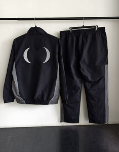 Chándales deportivos baratos de China para <span class=keywords><strong>hombre</strong></span> 2025, conjunto de chaqueta cortavientos de nailon de lujo con bordado personalizado para <span class=keywords><strong>hombre</strong></span> - Product Image 3