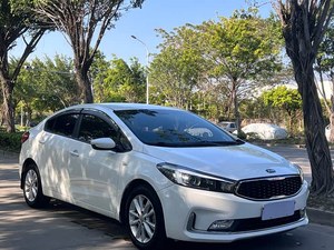 <span class=keywords><strong>Kia</strong></span> K3 2018, 1.6L, Sedán Automático de <span class=keywords><strong>Segunda</strong></span> <span class=keywords><strong>Mano</strong></span>, 4 Puertas, Gasolina, 5 Asientos, Neumáticos R16, Tapicería de Tela, Caja de Cambios Automática, Volante a la Izquierda - Product Image 3