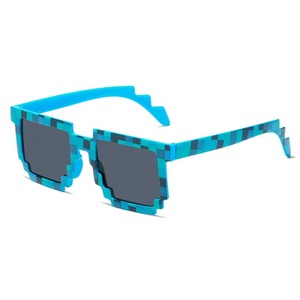 <span class=keywords><strong>Gafas</strong></span> <span class=keywords><strong>de</strong></span> Sol con Diseño <span class=keywords><strong>de</strong></span> Bloques <span class=keywords><strong>de</strong></span> Construcción Pixelados, <span class=keywords><strong>Gafas</strong></span> <span class=keywords><strong>de</strong></span> Fiesta Coloridas con Mosaico Inspiradas en el Anime para Adultos, <span class=keywords><strong>Gafas</strong></span> <span class=keywords><strong>de</strong></span> Sol Novedosas - Product Image 5