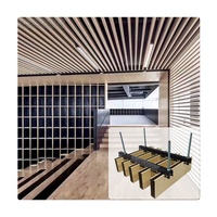 Panel Lineal de Aluminio en Forma de U para Techo Suspendido de Madera con Lamas Metálicas, Diseño de Techo Falso para Uso en Exteriores de Hoteles y Centros Comerciales