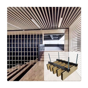 Treo Kim Loại Dải gỗ vách ngăn Trần U hình nhôm bảng điều khiển tuyến tính cho khách sạn ngoài trời sử dụng <span class=keywords><strong>Pop</strong></span> thiết kế trần giả cho trung tâm mua sắm - Product Image 5