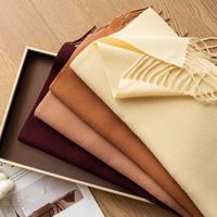 Meilleures ventes, prix d'usine, écharpe classique unie, couleur unie, 1 dollar, écharpes en polyester pour les magasins à 1 dollar