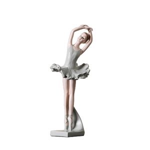 Usine Fournisseur Décorations De <span class=keywords><strong>Table</strong></span> De Mariage Blanc Danse Fille Statue Résine Artisanat <span class=keywords><strong>Princesse</strong></span> Polyrésine Art Centres De <span class=keywords><strong>Table</strong></span> De Mariage - Product Image 4