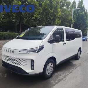 Navette de personnel urbaine, véhicule utilitaire léger personnalisé 8 places, nouvelle énergie, courte distance, véhicule électrique commercial, simple propulsion, intérieur clair, arrière. - Product Image 1