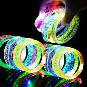 Pulsera LED Luminosa con Burbujas, Logotipo Personalizado, Material Plástico, Batería de Botón, Ideal para Conciertos, Mercados Nocturnos, Accesorios de Graduación - Product Image 1