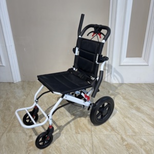 Fauteuil roulant pliable léger et compact, fauteuil roulant manuel portable <span class=keywords><strong>pour</strong></span> personnes handicapées, idéal <span class=keywords><strong>pour</strong></span> les voyages - Product Image 4