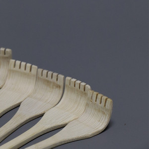 Bamboo Back Scratcher Natural Handmade Craft Traditional Home Decoration Bending Technique Semi Mechanical Semi Manual - Product Image 3
